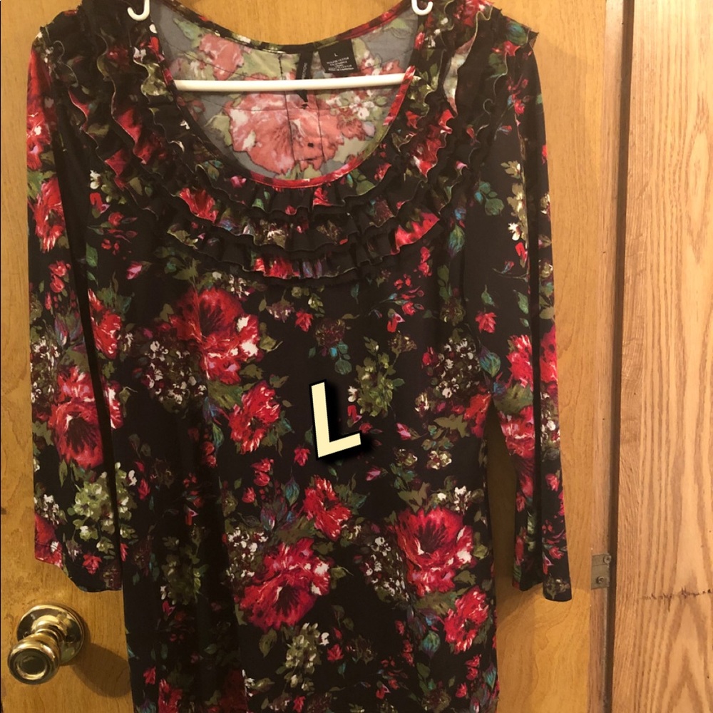 Women’s shirt